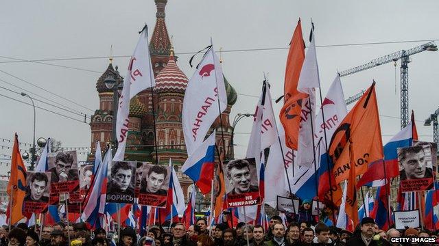 People march in memory of Russian opposition leader and former Deputy Prime Minister Boris Nemtsov on 1 March, 2015 in central Moscow