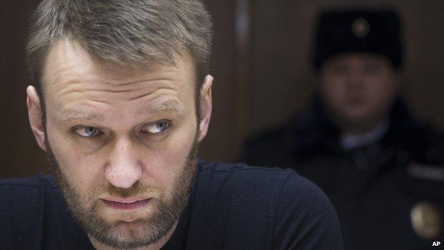 Russian opposition activist Alexei Navalny sits in a court room in Moscow on 27 February 2015