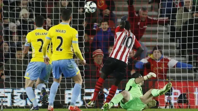 Sadio Mane scores Southampton's winner against Crystal Palace