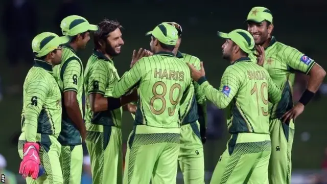 Pakistan beat UAE in Napier