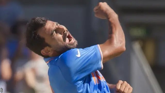 Mohammad Shami celebrates