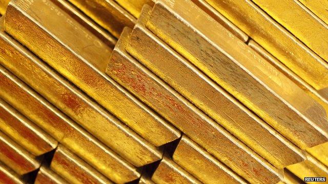 File photo of gold bars at the Czech National Bank in Prague 16 April, 2013