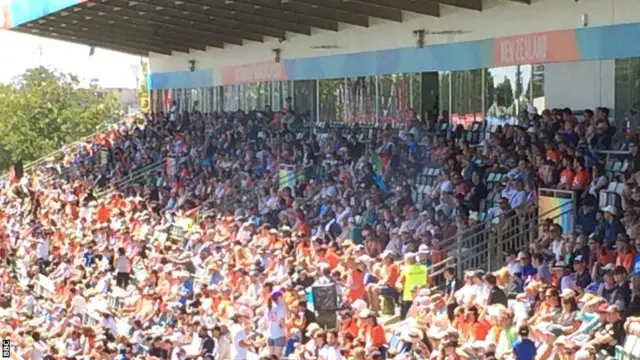 Fans in the sunshine in Napier