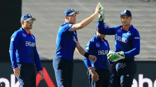 Woakes and Buttler celebrate