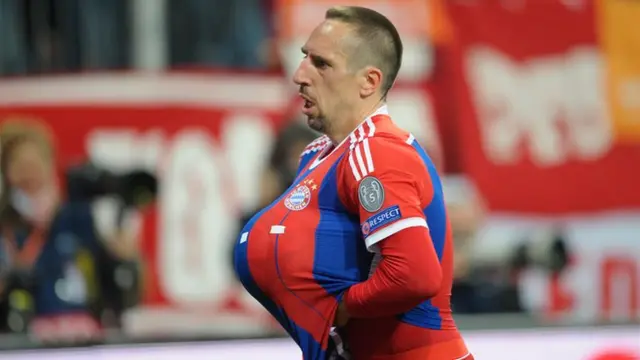 Franck Ribery scores