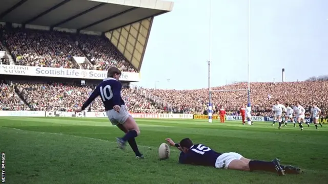 Craig Chalmers hits the target for Scotland