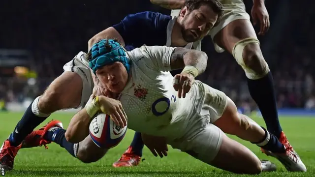 Jack Nowell goes over for England