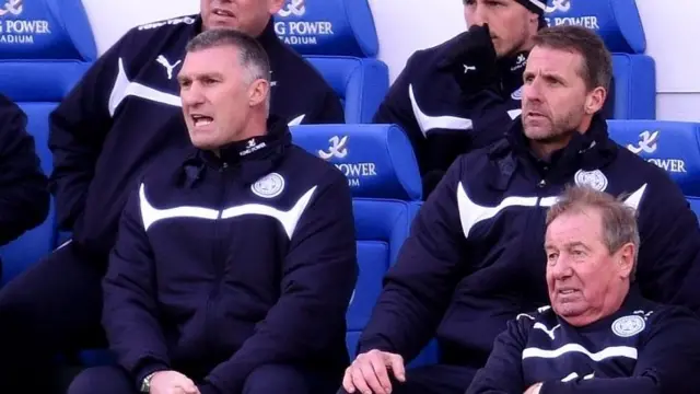 Leicester manager Nigel Pearson (left)