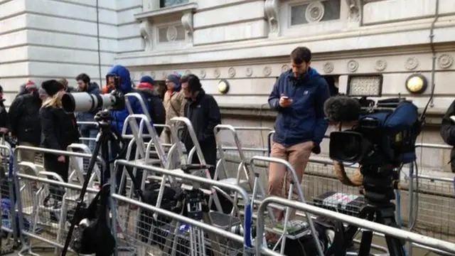 Press gathered in Downing Street