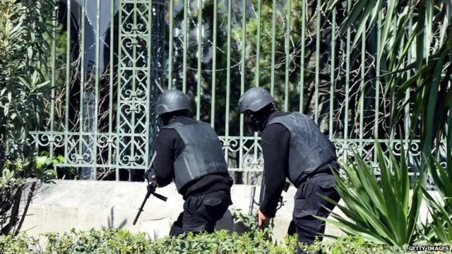 Tunisian security forces secure the area after gunmen attacked Tunis" famed Bardo Museum on March 18, 2015.