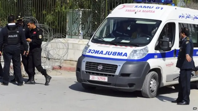 An ambulance leaves the Bardo museum