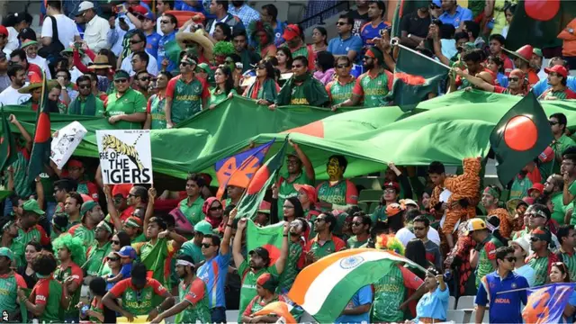 Bangladesh fans