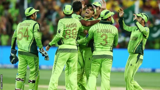 Pakistan players celebrate