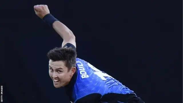 Bowling Boult