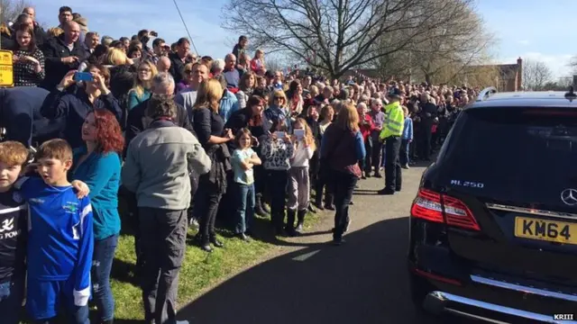 Crowds at Dadlington