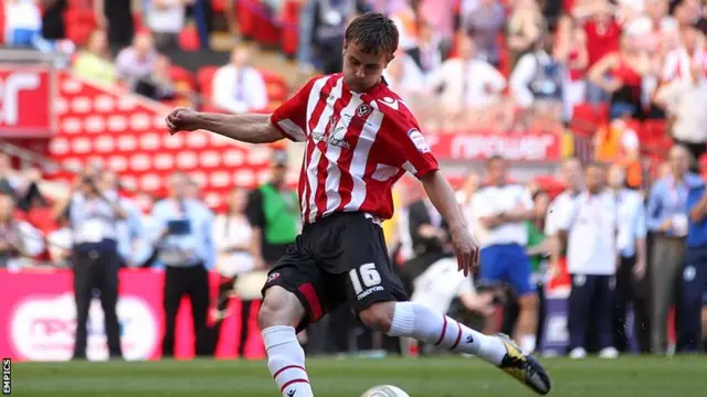 Andy Taylor misses a penalty