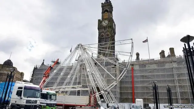 Wheel in Centenary Square, Bradford
