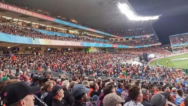 The crowd in Auckland