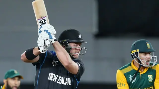 Corey Anderson batting against South Africa