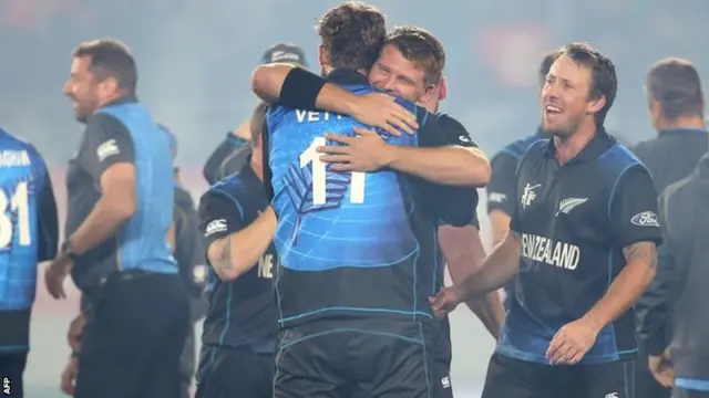 Corey Anderson hugs Daniel Vettori