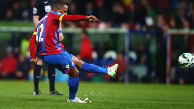 Jason Puncheon scores a free-kick