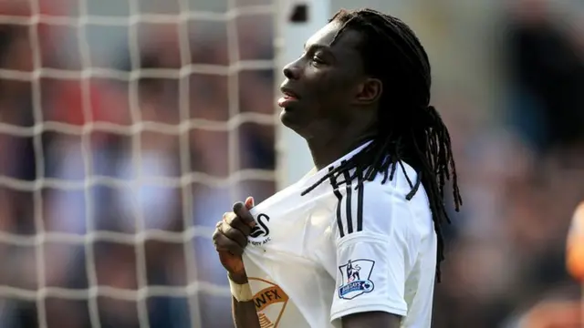 Swansea striker Bafetimbi Gomis