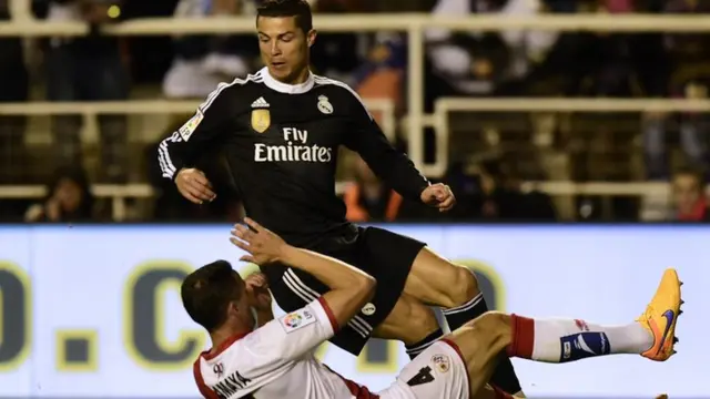 Cristiano Ronaldo fouled