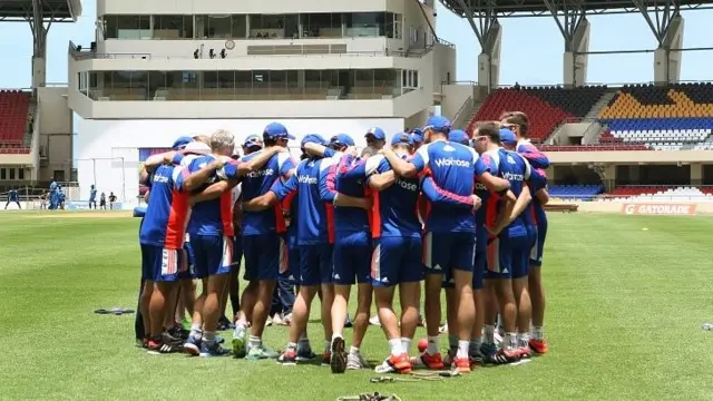 An England huddle