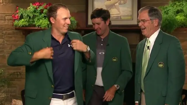 Jordan Spieth receives the Green Jacket