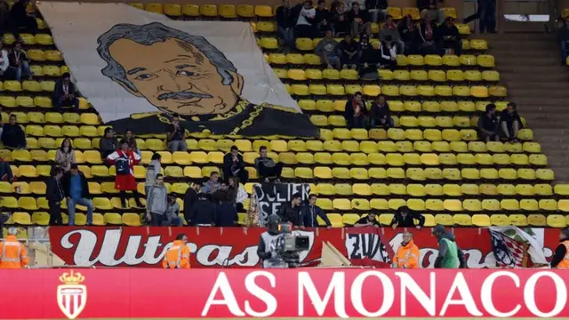 Monaco fans