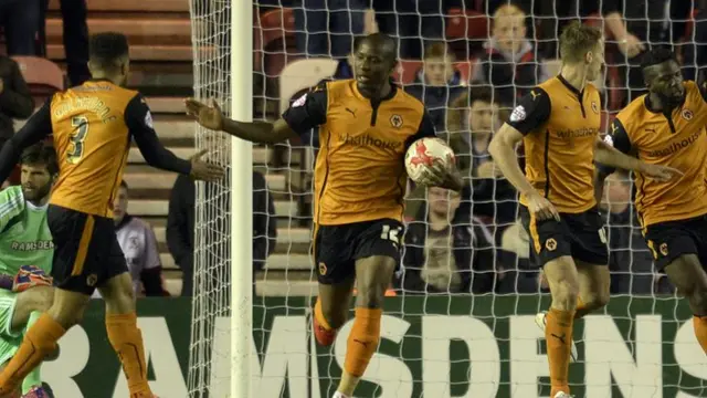 Bakary Sakho celebrates