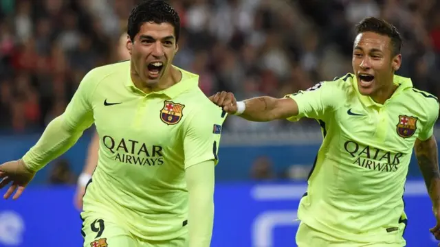 Luis Suarez celebrates