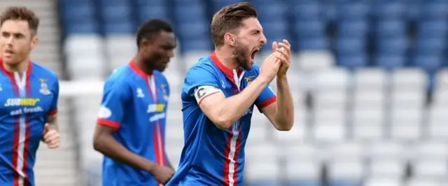 Graeme Shinnie celebrates as Inverness defeat Celtic