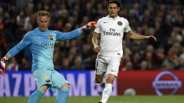Barcelona clear under pressure from PSG