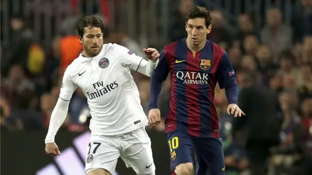 Lionel Messi pushes high up in the PSG half