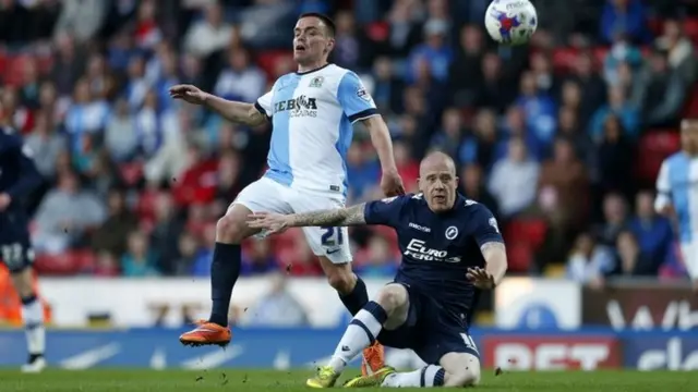 Millwall's Nicky Bailey (right) and Blackburn Rovers Paul Taylor