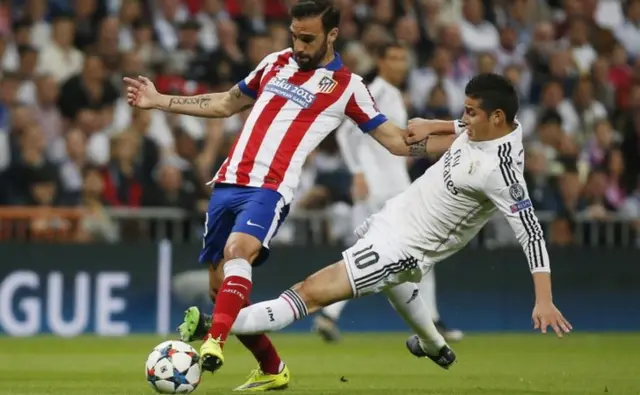 James Rodriguez tackles Jesus Gamez