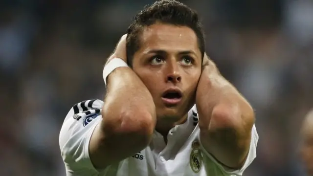 Javier Hernandez reacts