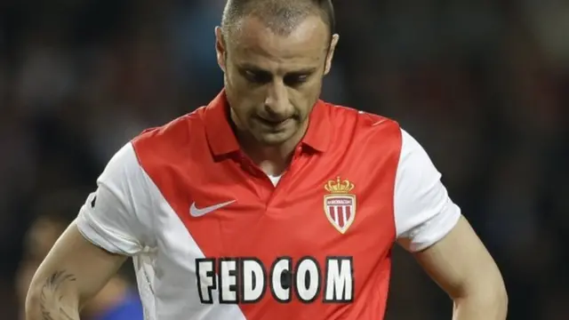 Dimitar Berbatov looks dejected