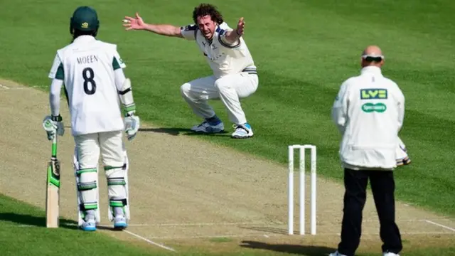 Yorkshire bowler Ryan Sidebottom appeals