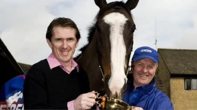 AP McCoy, Synchronised and Jonjo O'Neill