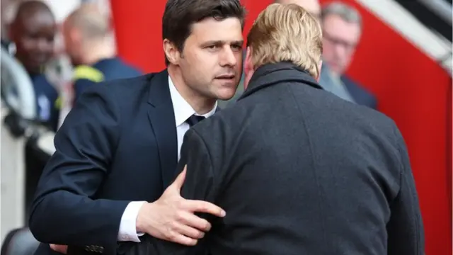 Ronald Koeman greets Mauricio Pochettino