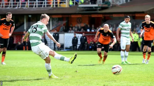 Leigh Griffiths tucks away a penalty for Celtic to make it 3-0.