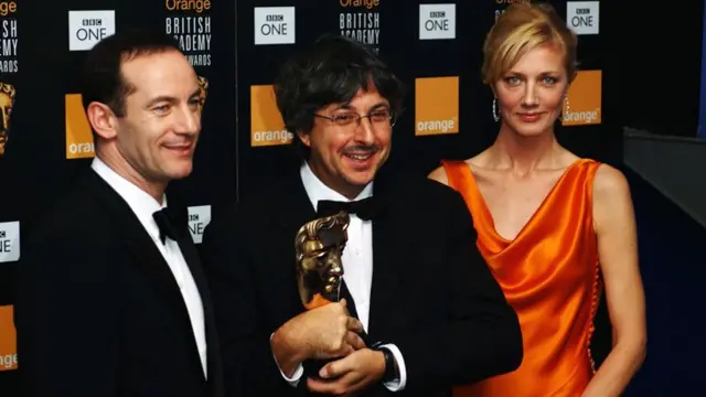 Andrew Lesnie at the 2004 Bafta Film Awards with Jason Isaacs and Joely Richardson