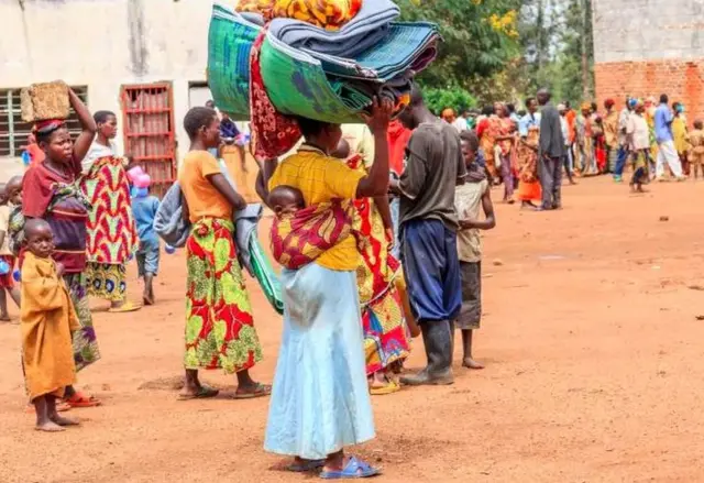 Burundian refugees arriving at a camp in Rwanda