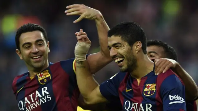 Luis Suarez celebrates for Barcelona