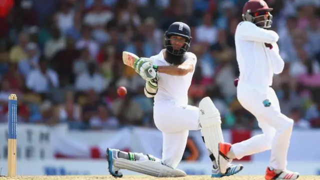 Moeen Ali batting