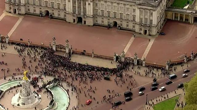 Crowds outside Buckingham Palace