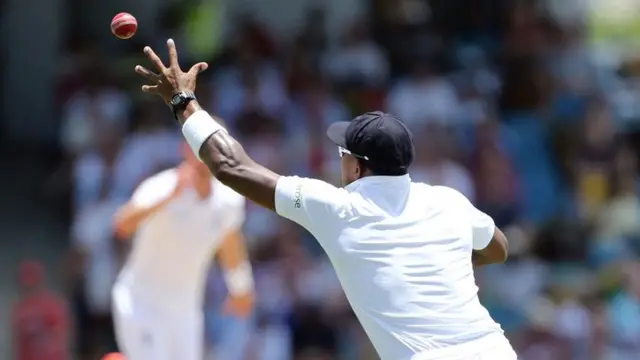 Chris Jordan narrowly misses a catch