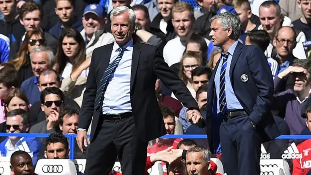 Alan Pardew shakes the hand of Jose Mourinho